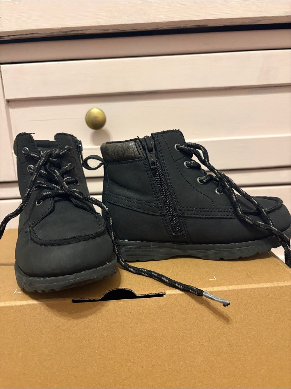 Old Navy Black Kids Lace-Up Side-Zip Boots